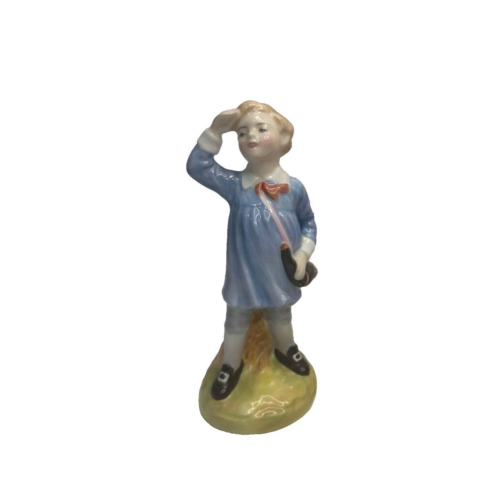 VINTAGE Royal Doulton Porcelain Figurine Little Boy Blue HN2062, England
